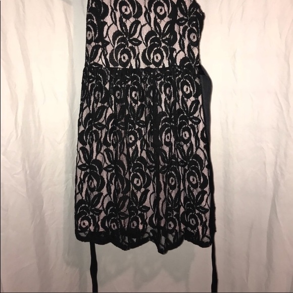 🌷🌸Charlotte Russe black and pink lace dress - Picture 6 of 8